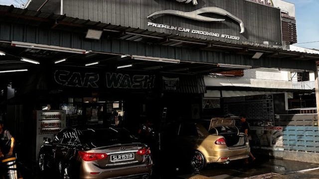 D’LUX – Premium Car Grooming Studio